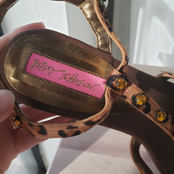 SOLD Betsey Johnson T Strap Calf Hair Leopard Pump with Rhinestones and Wood 5.5 - Picture 6 of 13